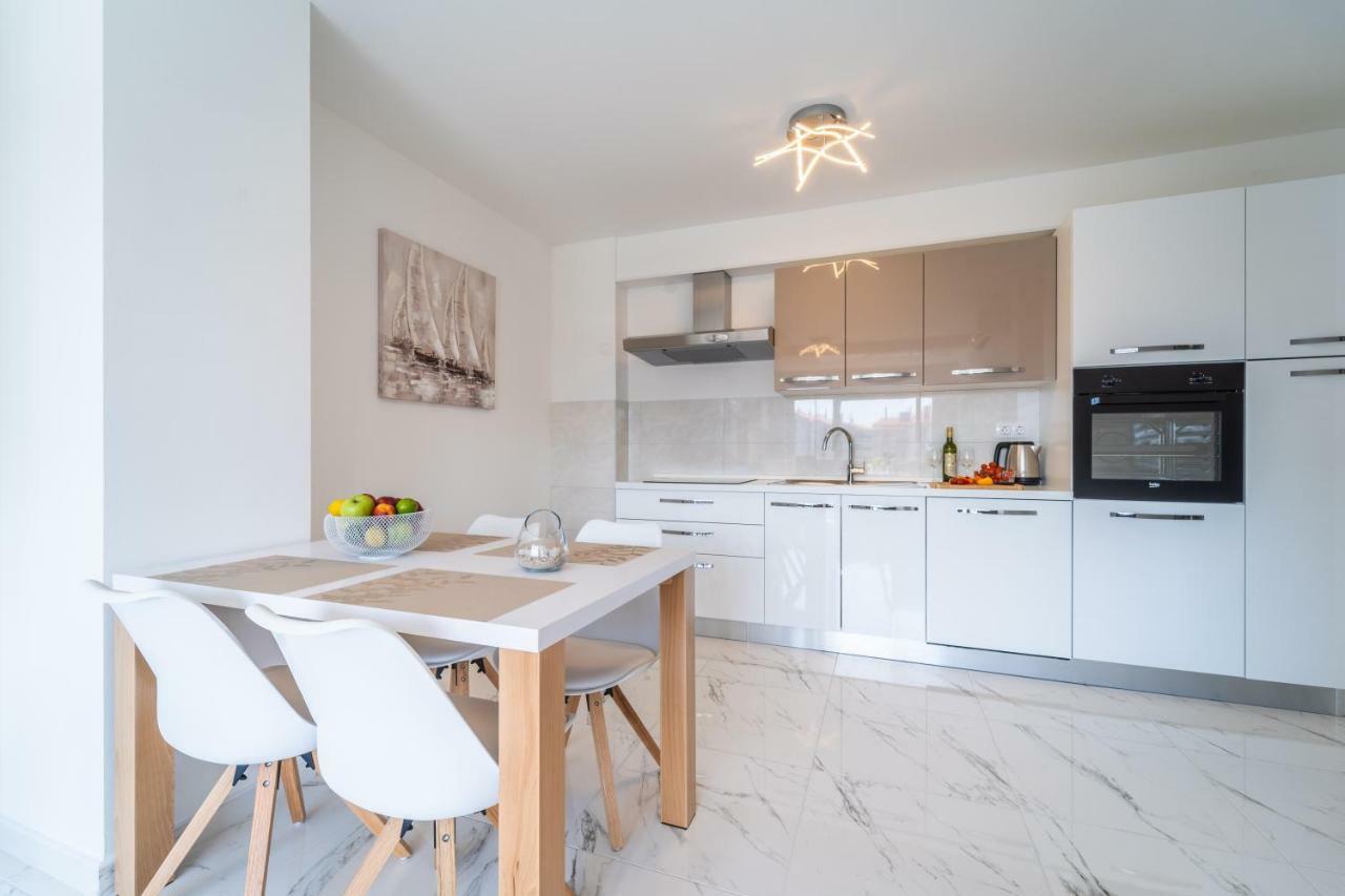 Apartment Maris Пула Екстериор снимка