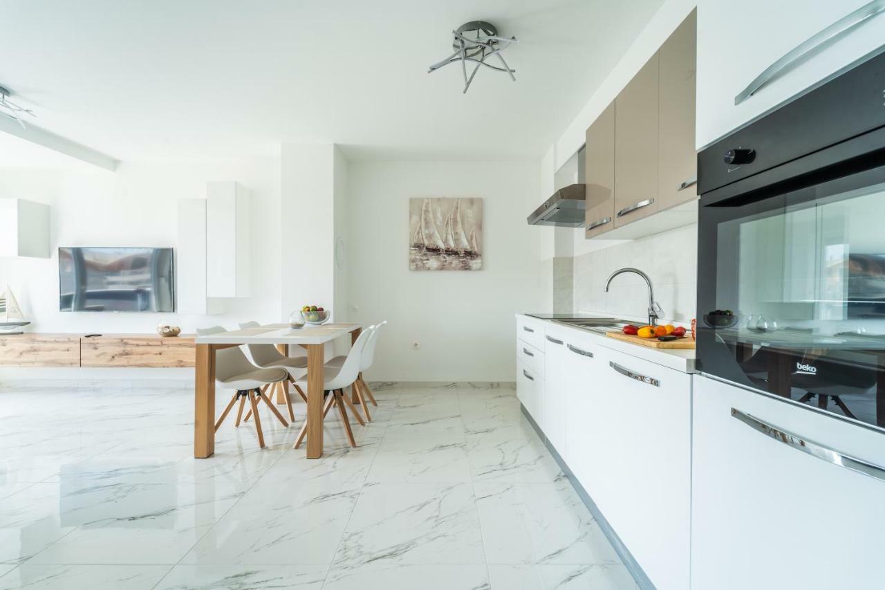 Apartment Maris Пула Екстериор снимка